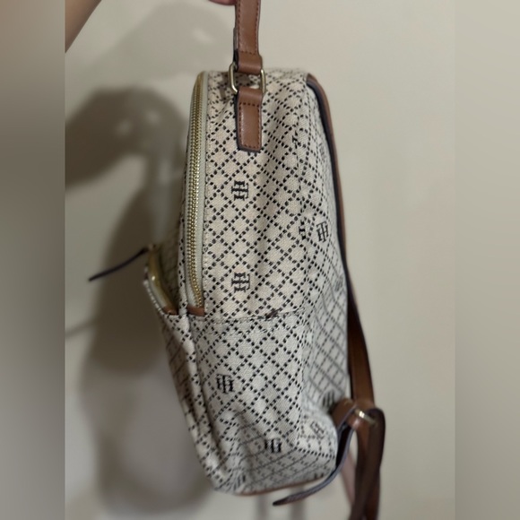Tommy Hilfiger original mini backpack - Picture 3 of 11
